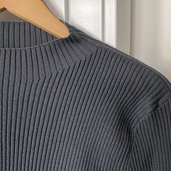 Ribbed Mock-turtleneck Knit Top - Picture 2 of 3